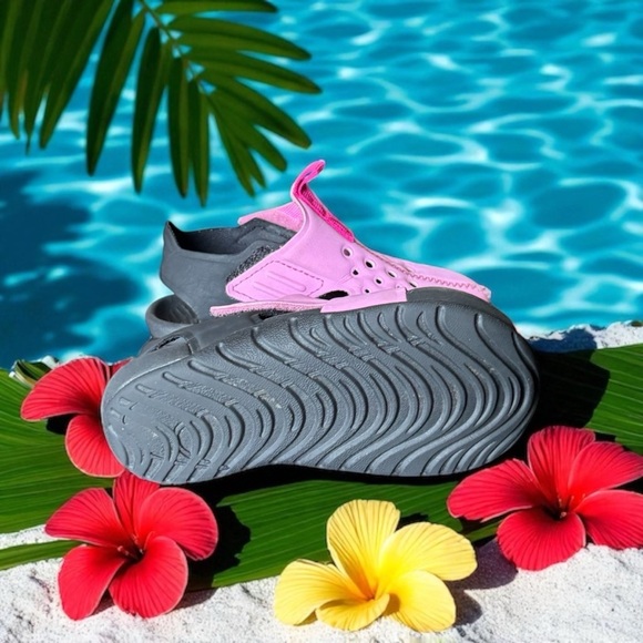 Nike Sunray Protect  Pink and Black Sporty Sandals with Adjustable Straps - Picture 8 of 8